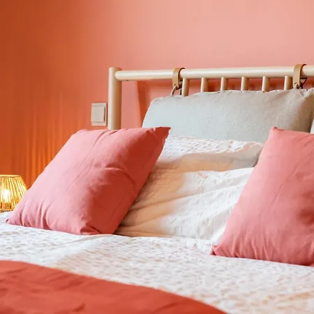 Au Pied Du Sapin * Tenneville